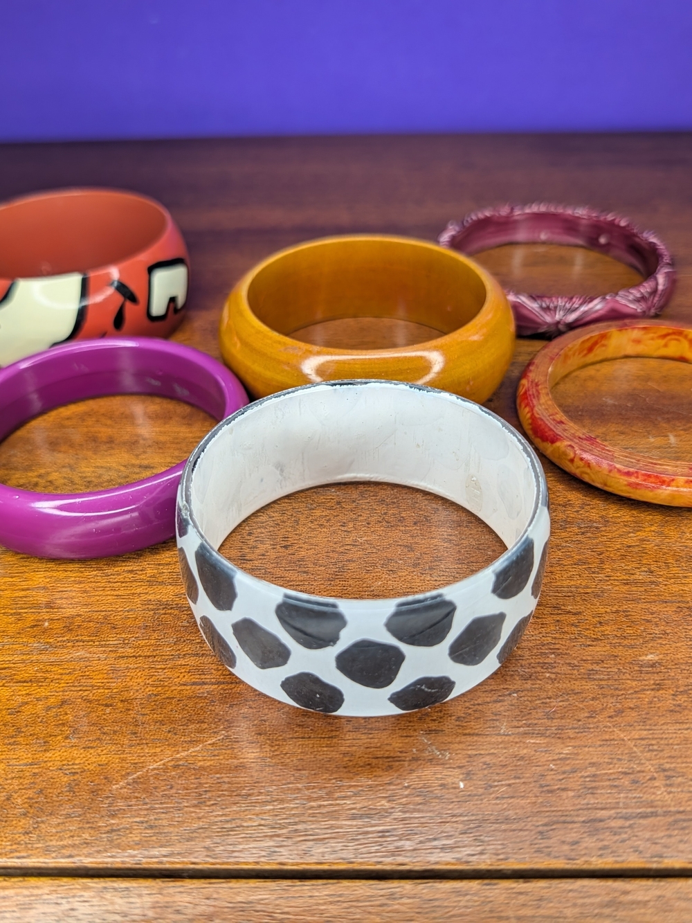 Vintage Mid Century Stacking Bangle Bracelet Lot 6pc Retro Lucite Acrylic Wood - Picture 1 of 16